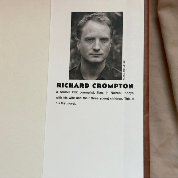🟢  Hour of the Red God by Richard Crompton | Fiction, Thriller | Hardcover Book - Picture 5 of 8